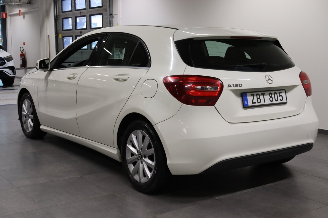 Mercedes-Benz A 180 Style 2018, bild 4/10