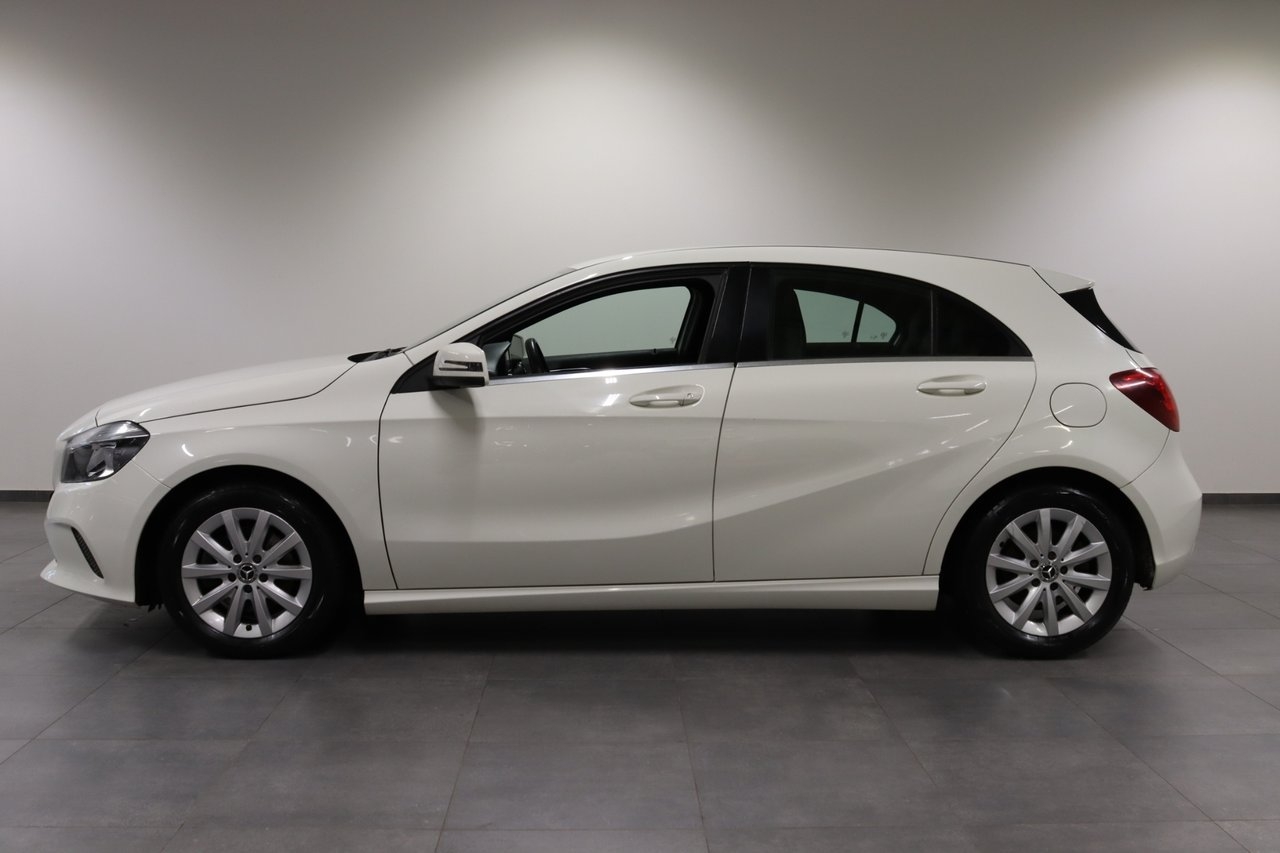 Mercedes-Benz A 180 Style 2018, bild 3/10