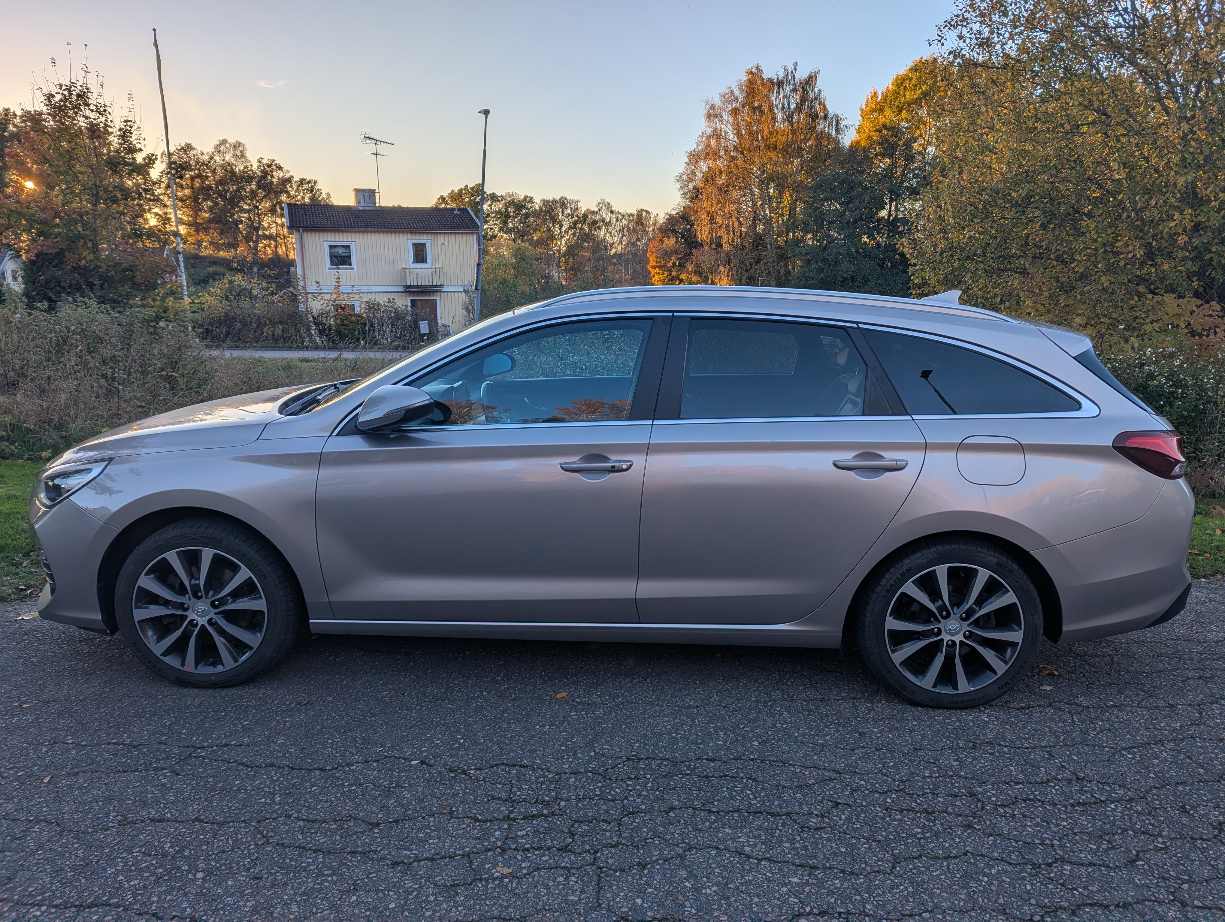 Hyundai i30 1.4 T-GDI 2020, bild 2/6