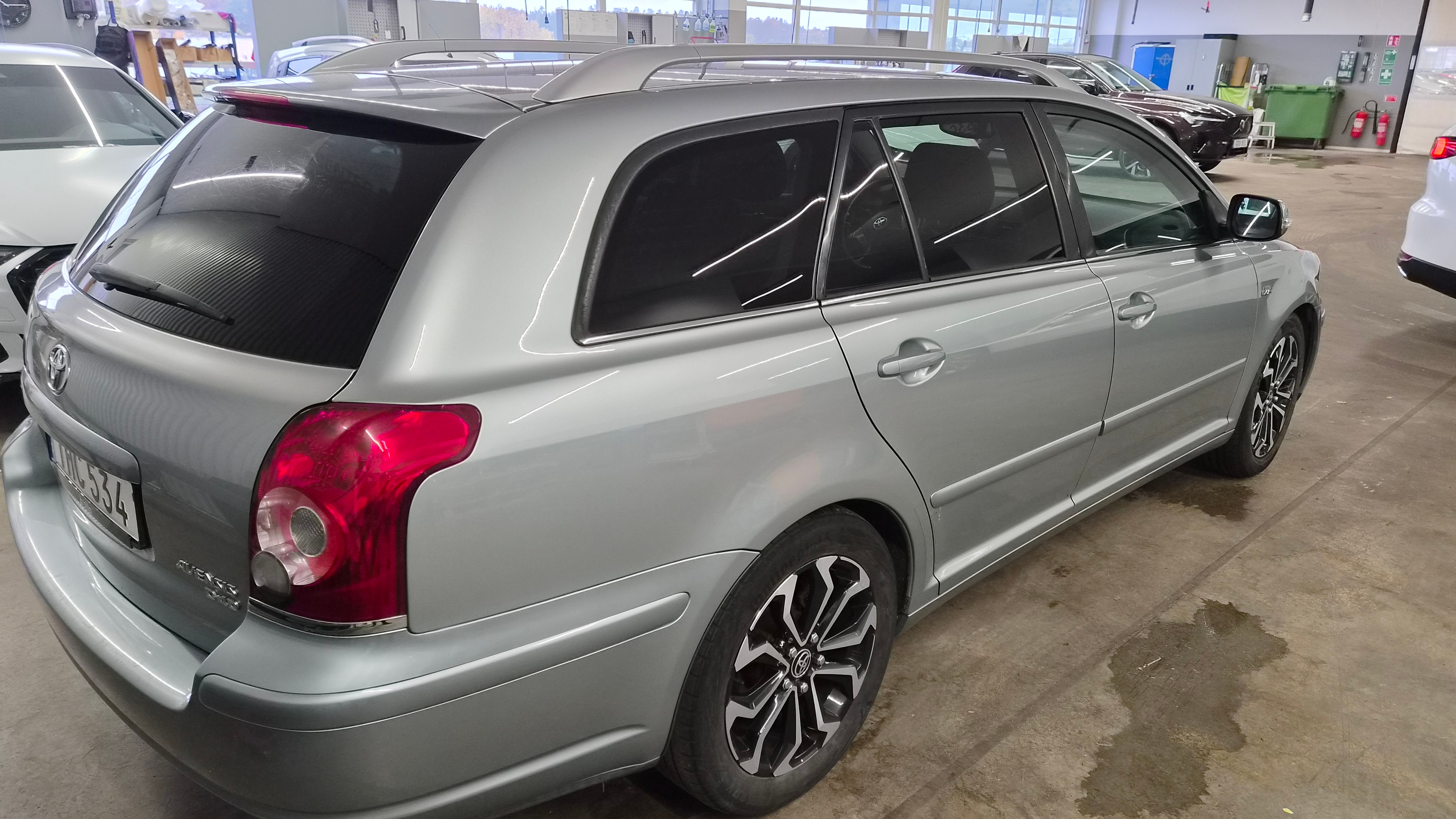 Toyota Avensis 2.2 D-CAT 2008, bild 5/10