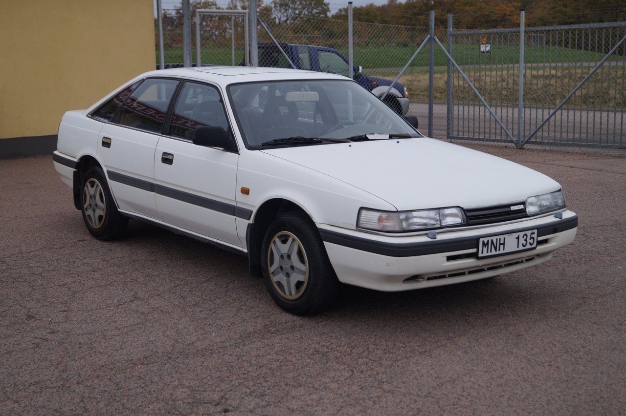 Mazda 626 2.2i 12V 1989, bild 3/10