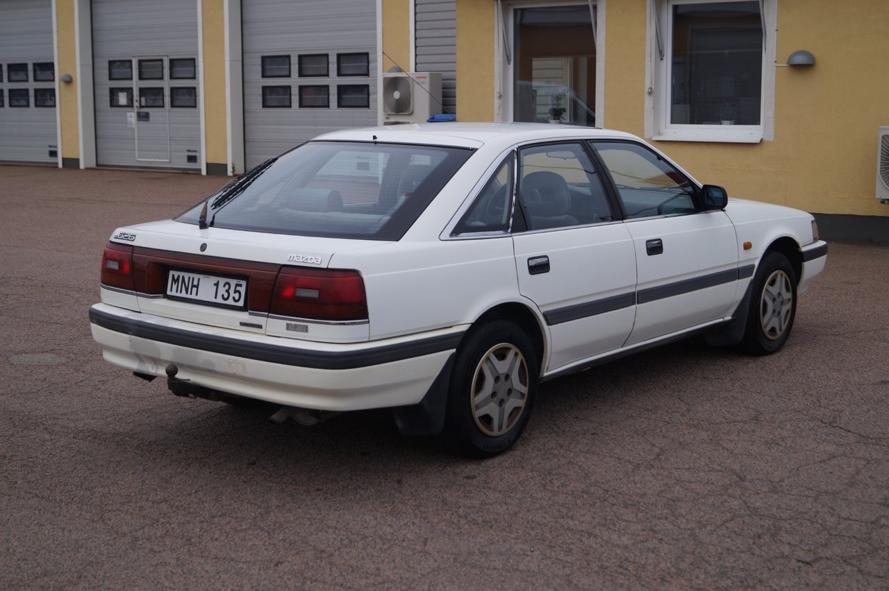 Mazda 626 2.2i 12V 1989, bild 4/10