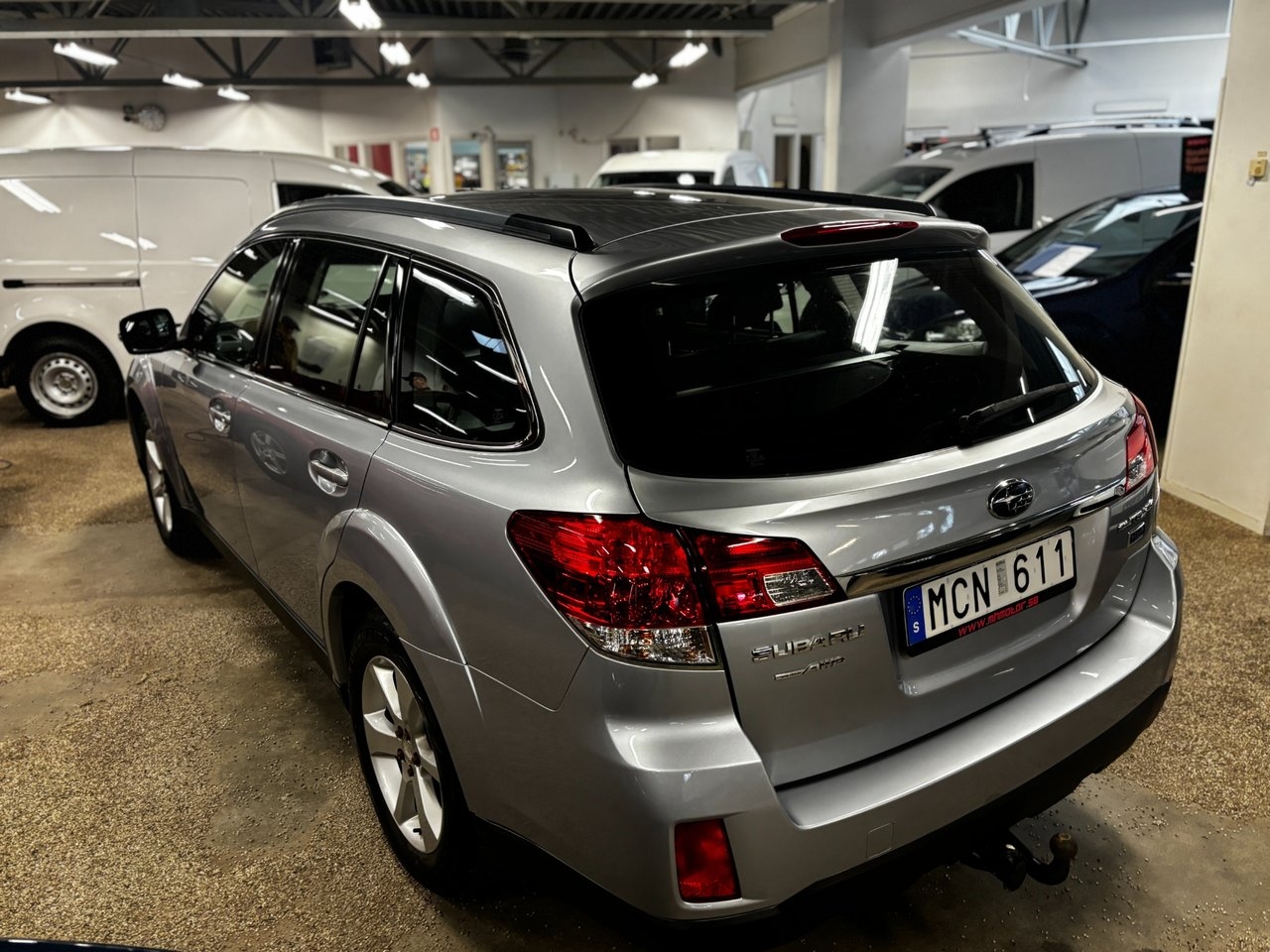 Subaru Outback 2.0D Business 2013, bild 3/7
