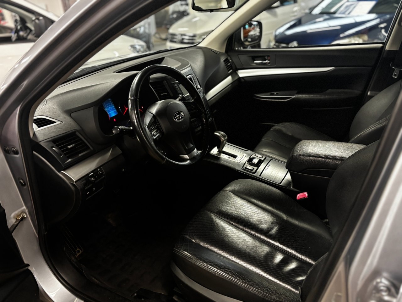 Subaru Outback 2.0D Business 2013, bild 5/7