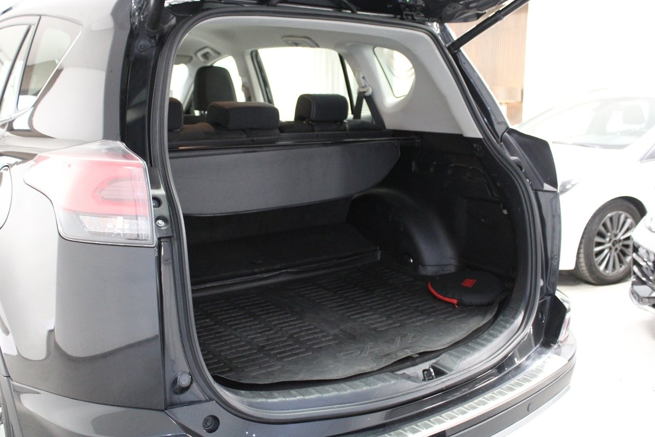 Toyota RAV4 2.5 Hybrid Active 2018, bild 6/10