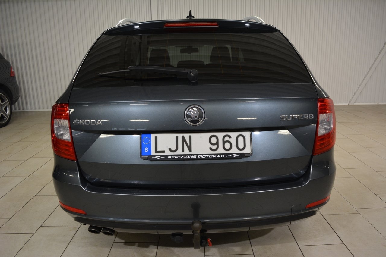 Skoda Superb 1.8 TSI Ambition 2014, bild 6/10