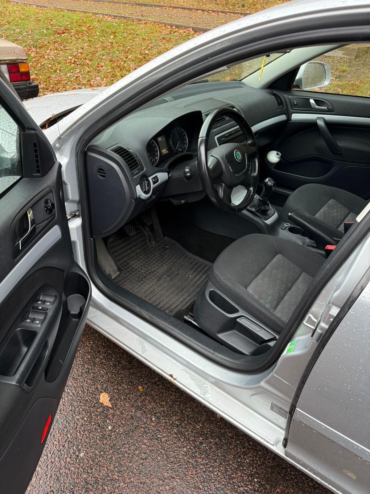 Skoda Octavia 2012, bild 4/4