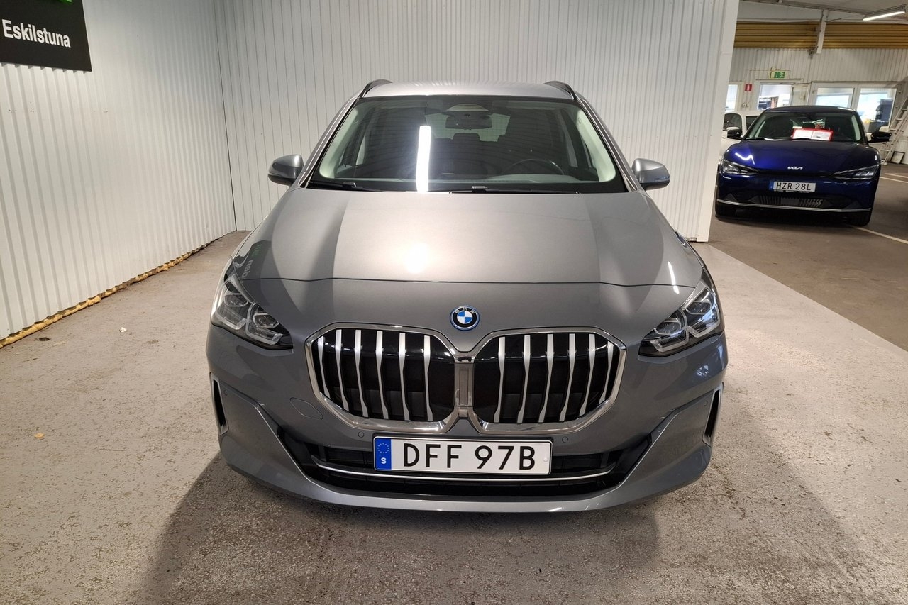 BMW 225e Luxury Line 2023, bild 2/10