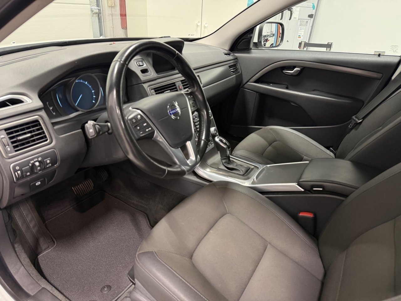Volvo XC70 D4 Momentum 2015, bild 7/10