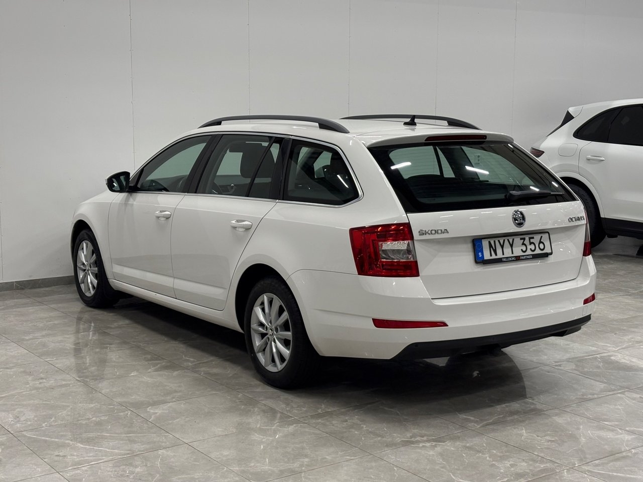 Skoda Octavia 1.6 TDI Ambition 2016, bild 3/10