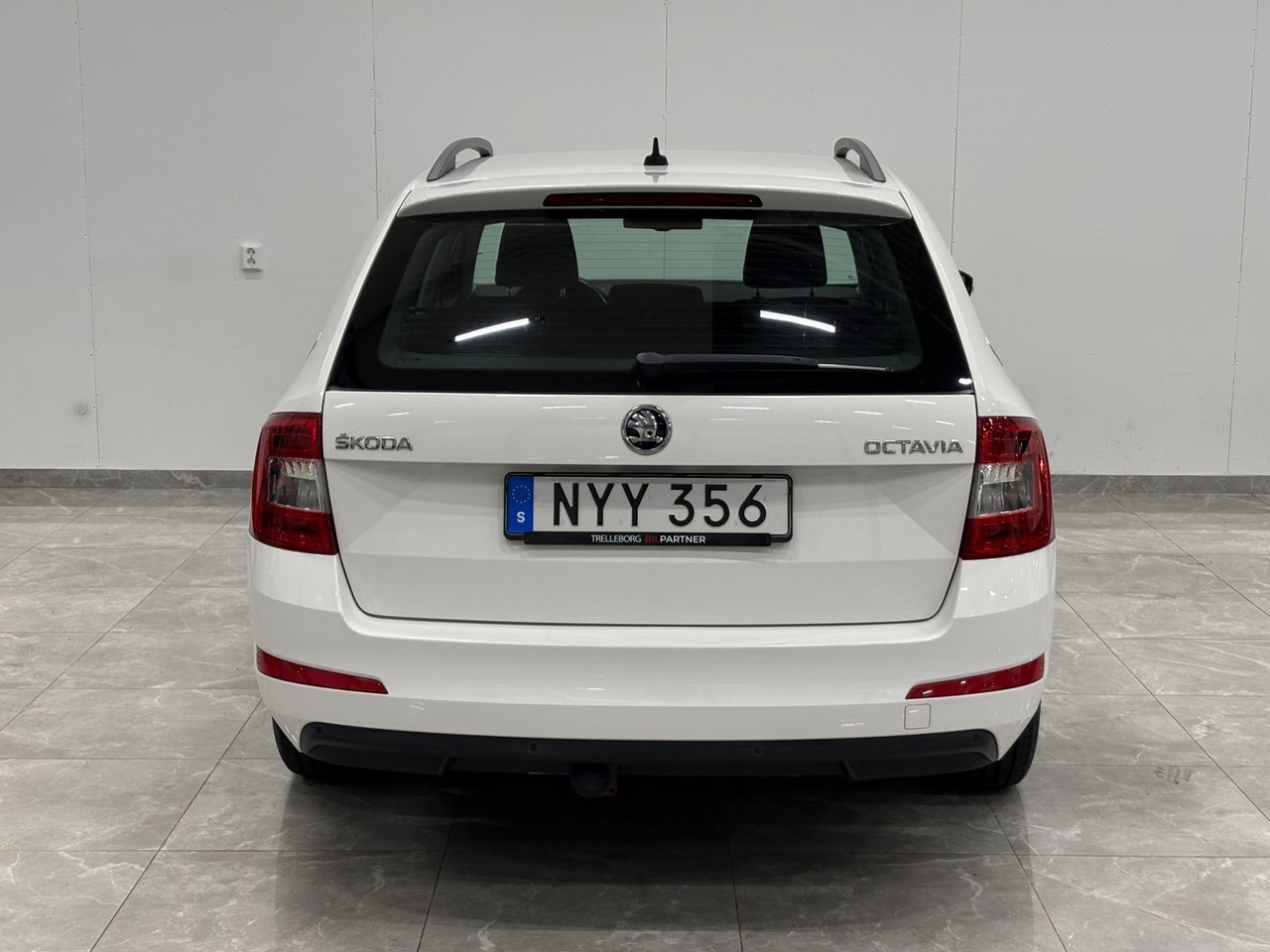 Skoda Octavia 1.6 TDI Ambition 2016, bild 7/10