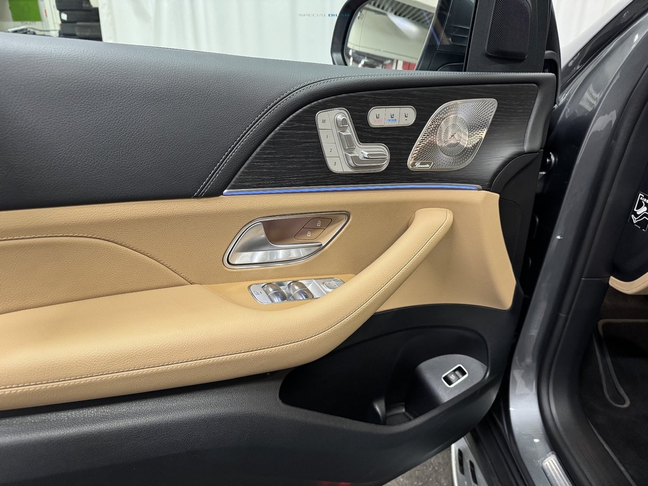 Mercedes-Benz GLS AMG Line Grand Edition 2026, photo 5/10