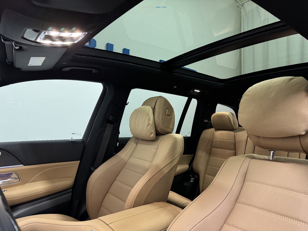Mercedes-Benz GLS AMG Line Grand Edition 2026, photo 7/10