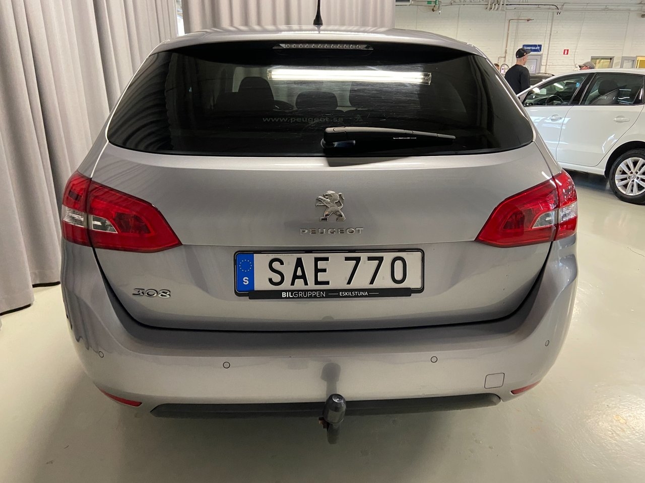 Peugeot 308 1.2 PureTech 110 Active 2018, bild 6/10