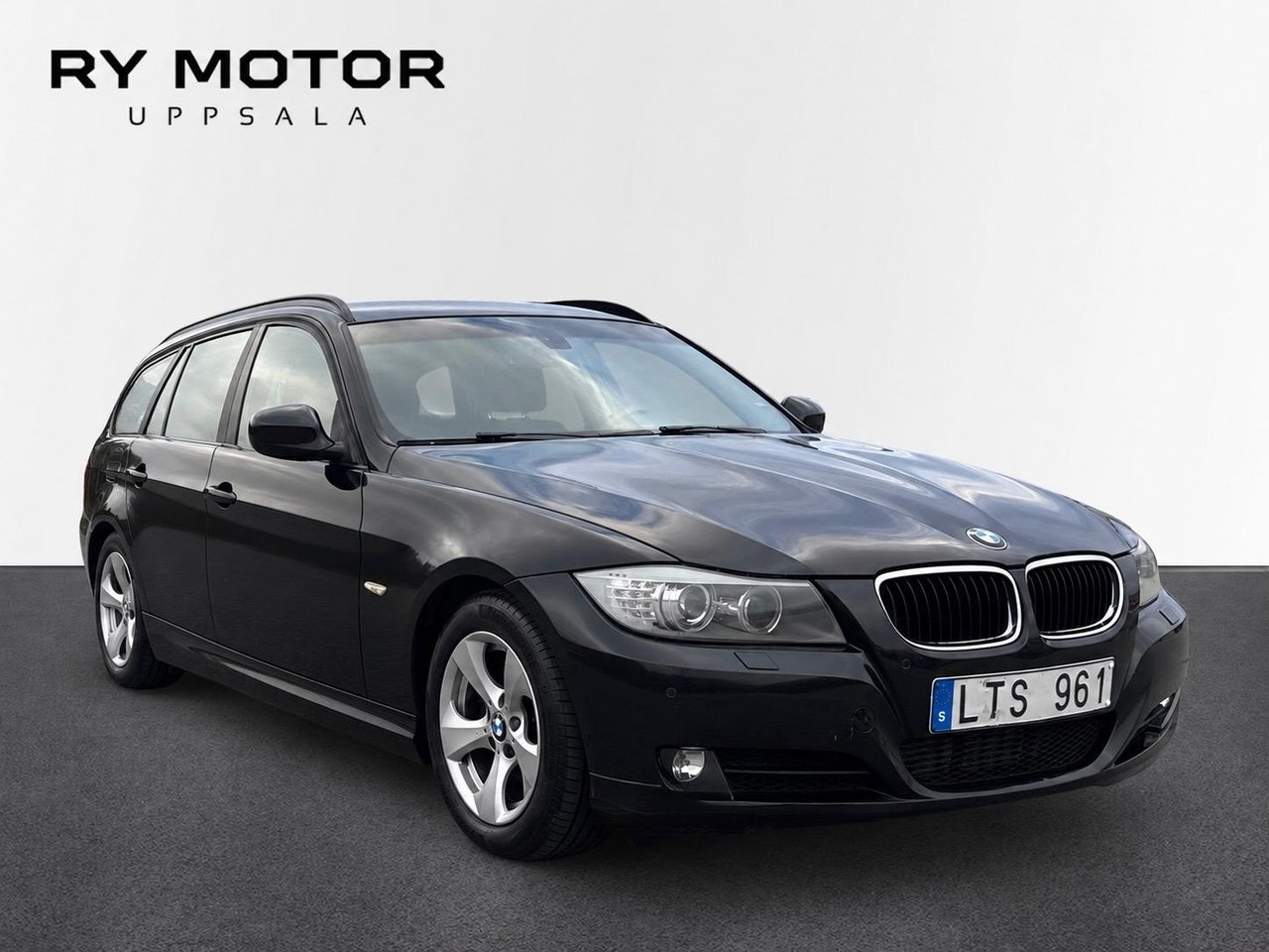 BMW 320 2011, bild 6/10
