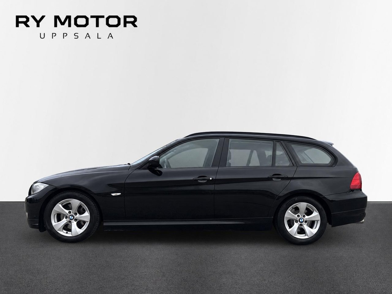 BMW 320 2011, bild 2/10