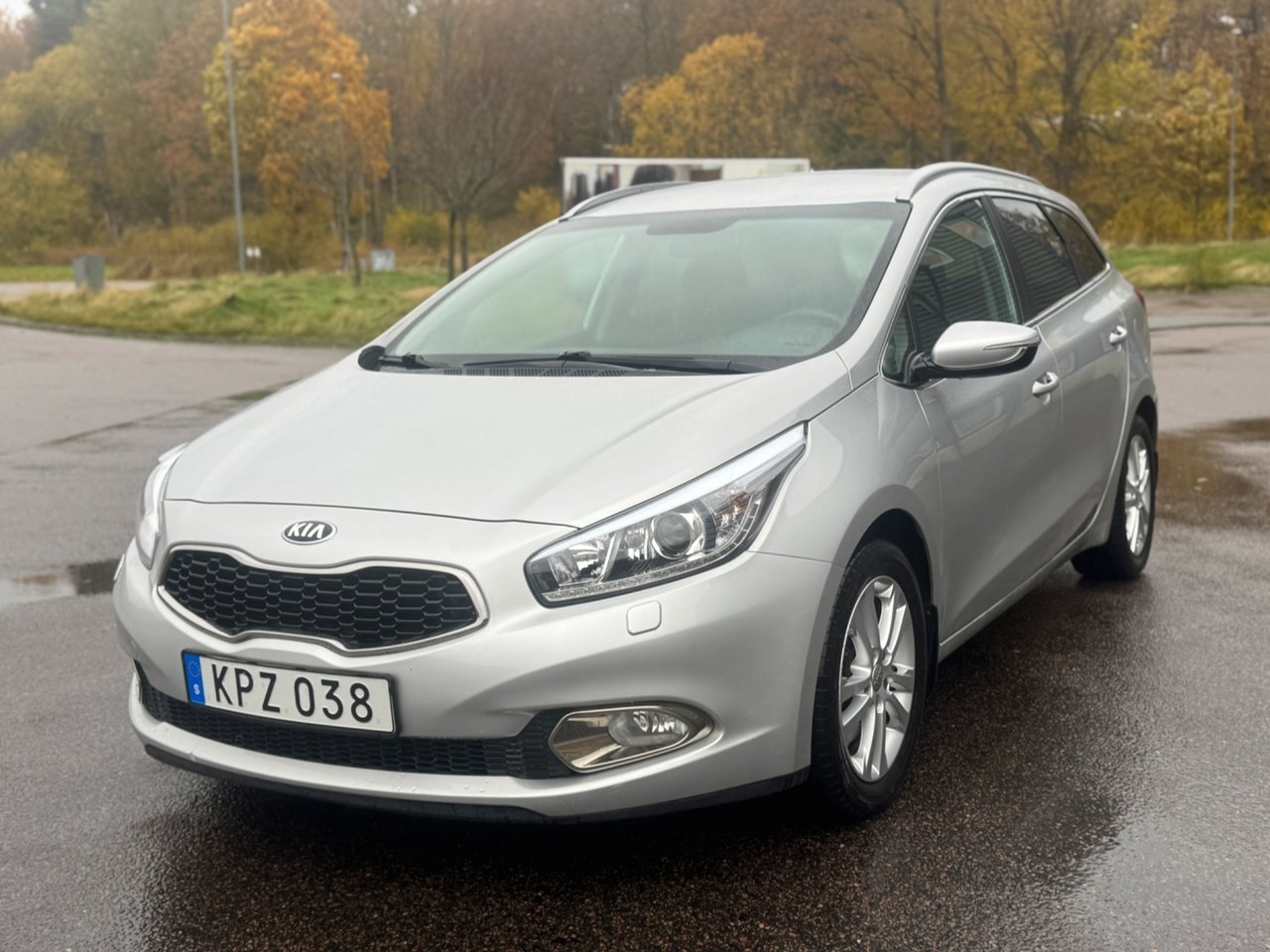 Kia Ceed 1.6 CRDi 128 2015, bild 3/10