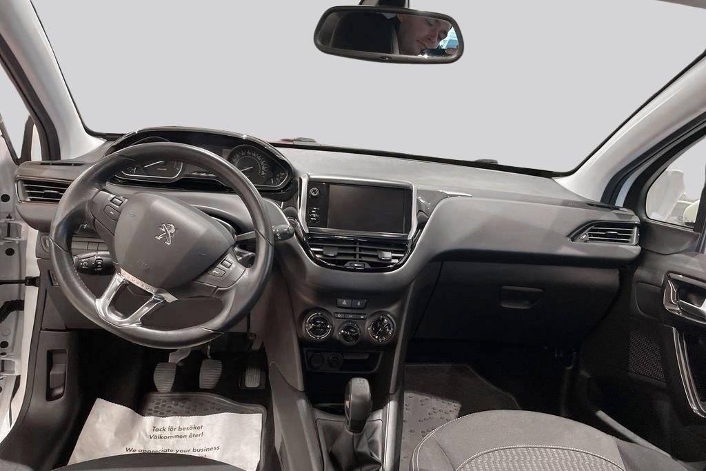 Peugeot 208 2017, bild 7/10