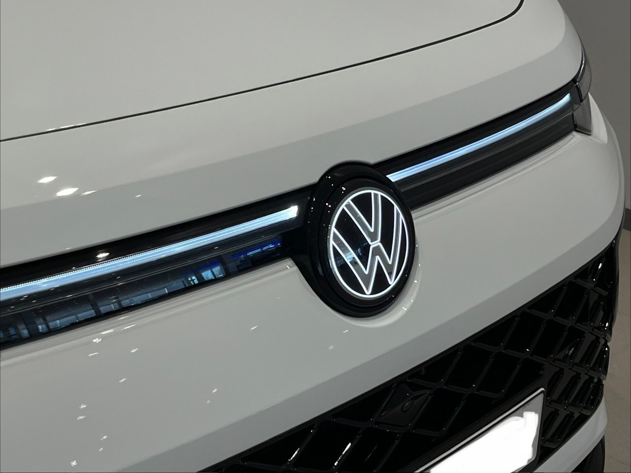 Volkswagen Tayron 1.5 eHybrid R-Line 2026, bild 3/10