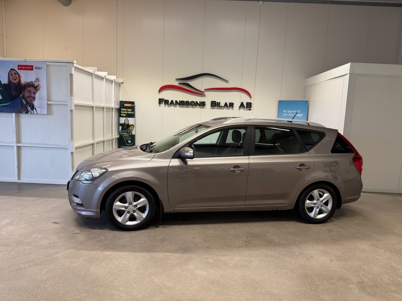 Kia Ceed 1.6 CRDi 128 2012, photo 4/10