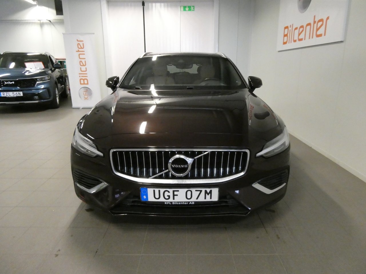 Volvo V60 T6 Inscription 2020, photo 9/10