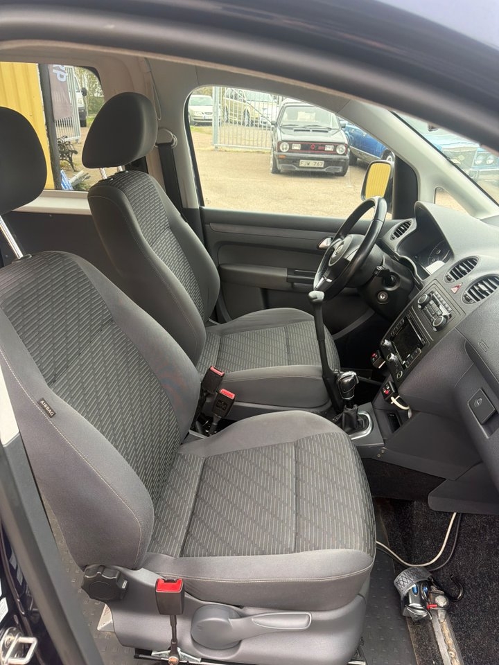 Volkswagen Caddy Maxi 1.6 TDI 2013, bild 5/10