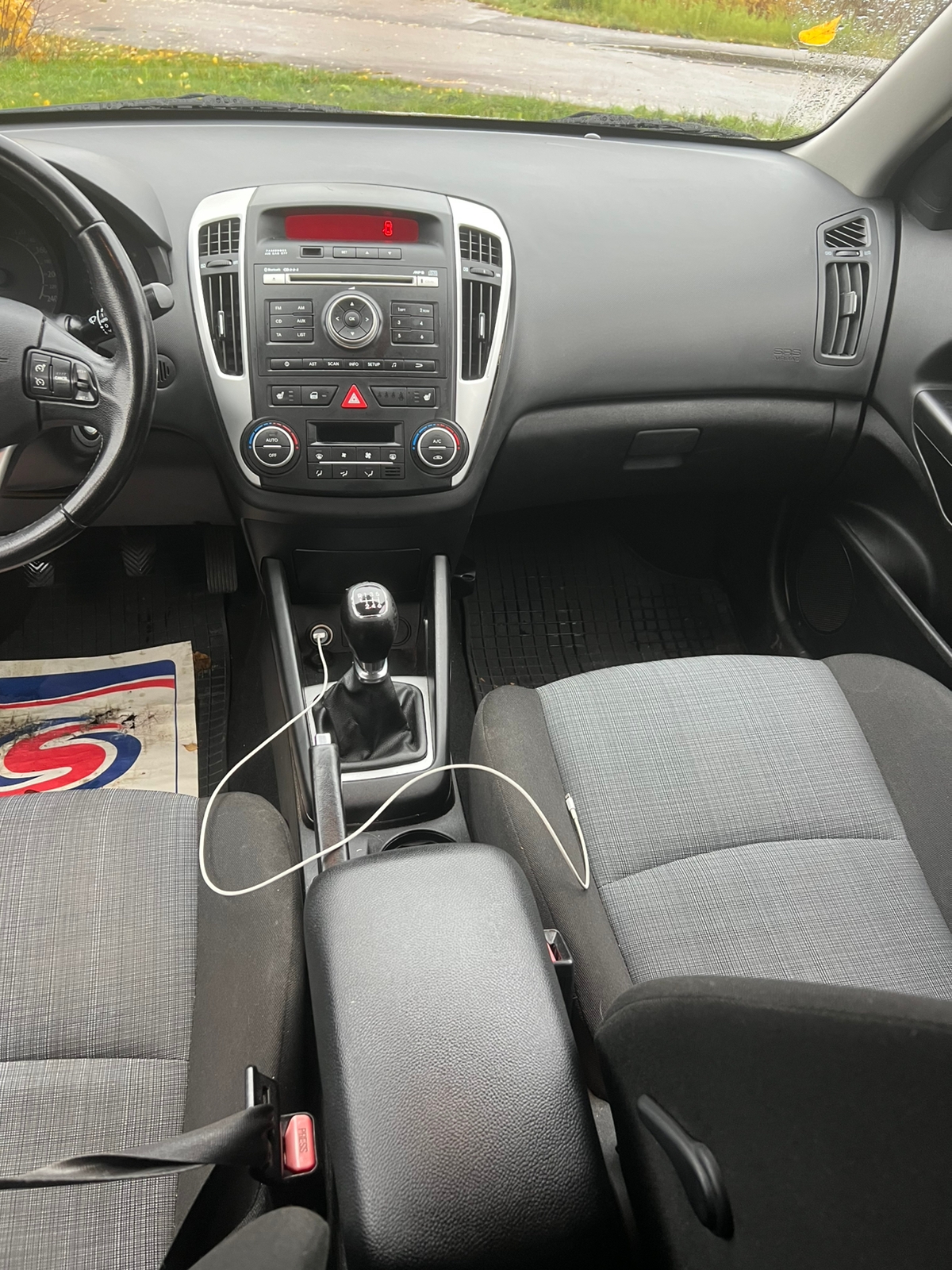 Kia Ceed 1.6 CRDi 128 2011, bild 5/5