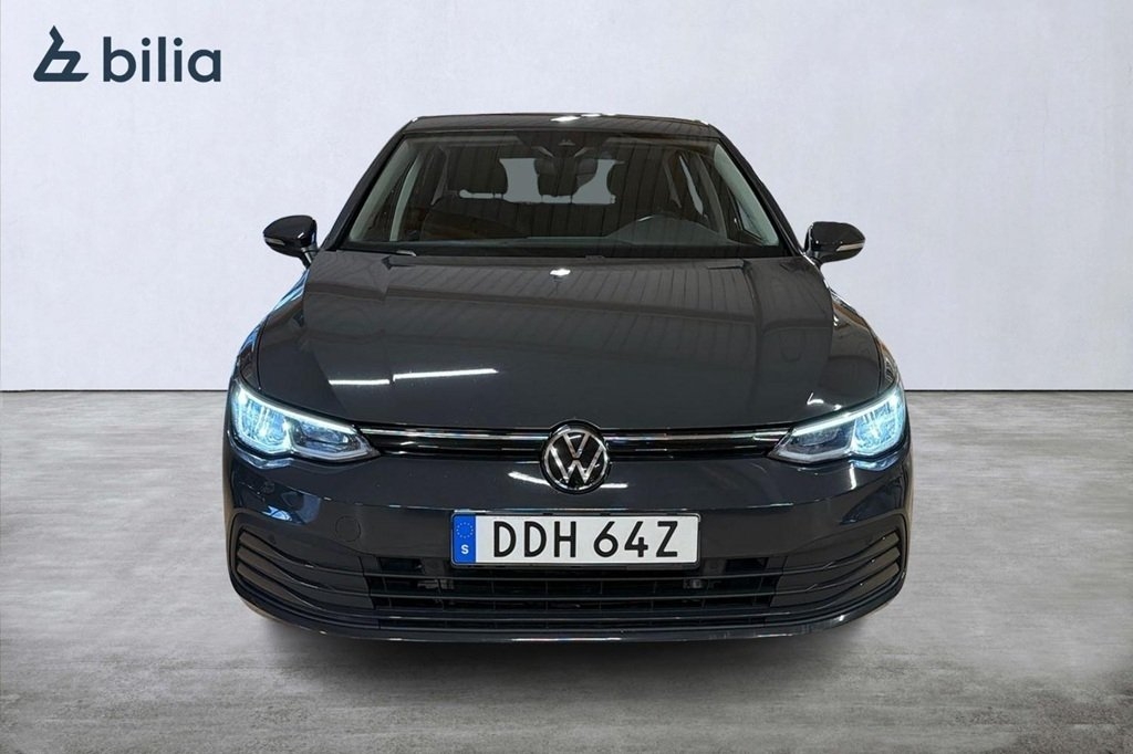 Volkswagen Golf 2023, photo 5/10