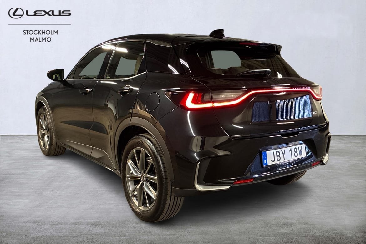Lexus LBX Elegant 2026, bild 2/10