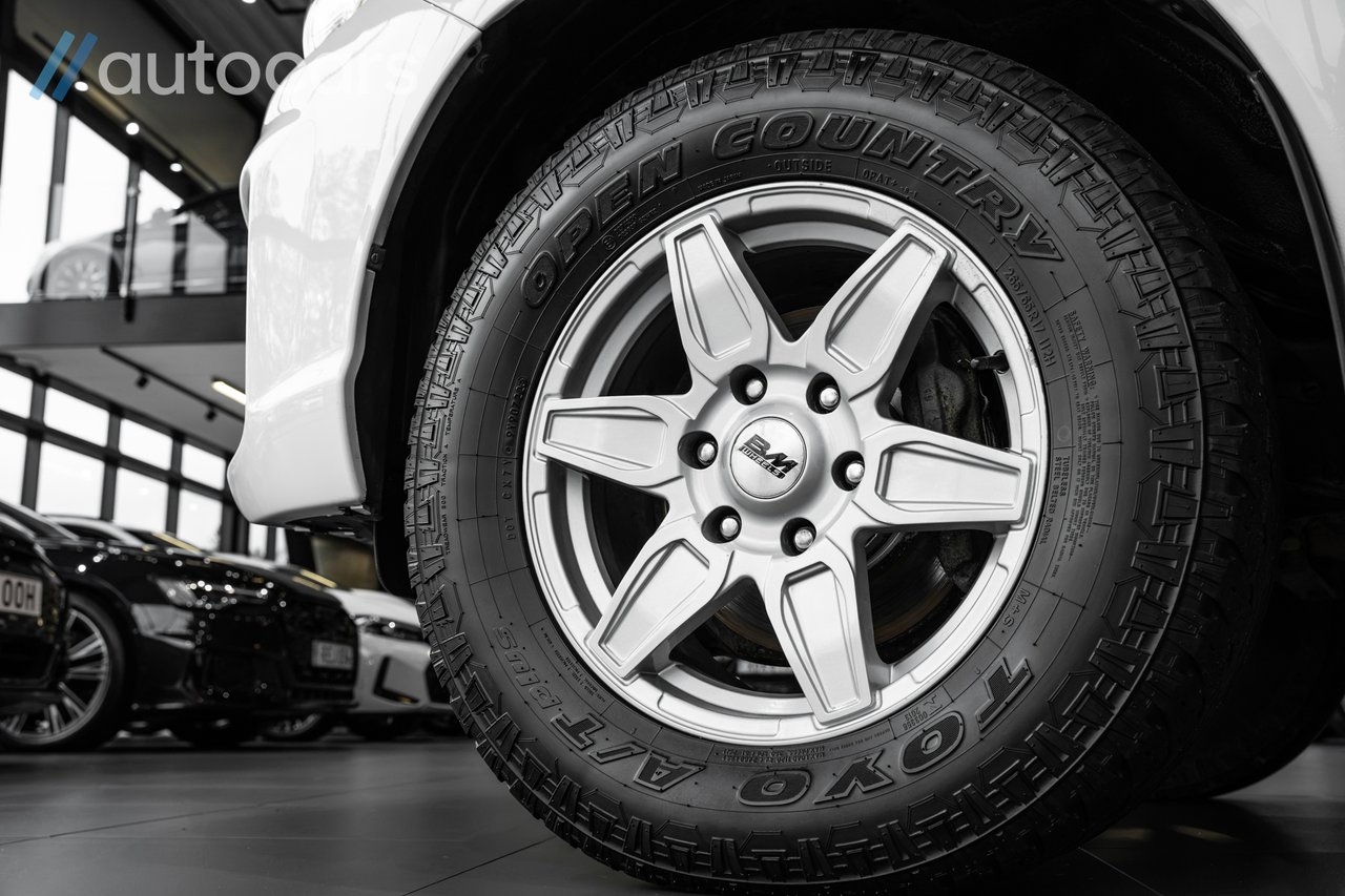 Toyota Hilux 2.4 D-4D 2019, bild 7/10