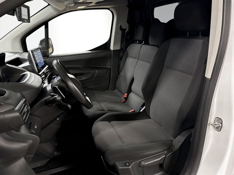 Peugeot Partner 1.5 BlueHDi 130 2023, bild 7/10
