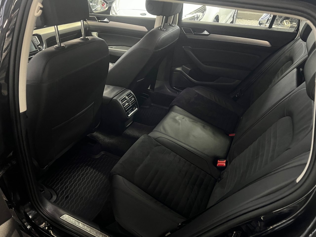 Volkswagen Passat 2.0 TDI SCR 2017, bild 7/10
