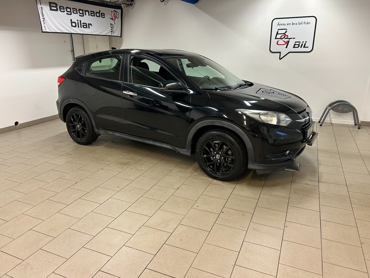 Honda HR-V 1.5 i-VTEC Elegance 2016, bild 2/10