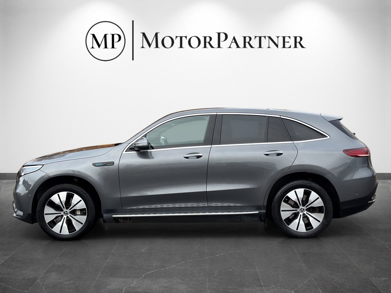 Mercedes-Benz EQC 400 AMG Line 2021, kuva 5/10