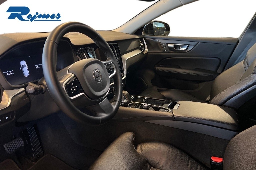 Volvo V60 Plus Dark Nordic 2025, bild 6/10