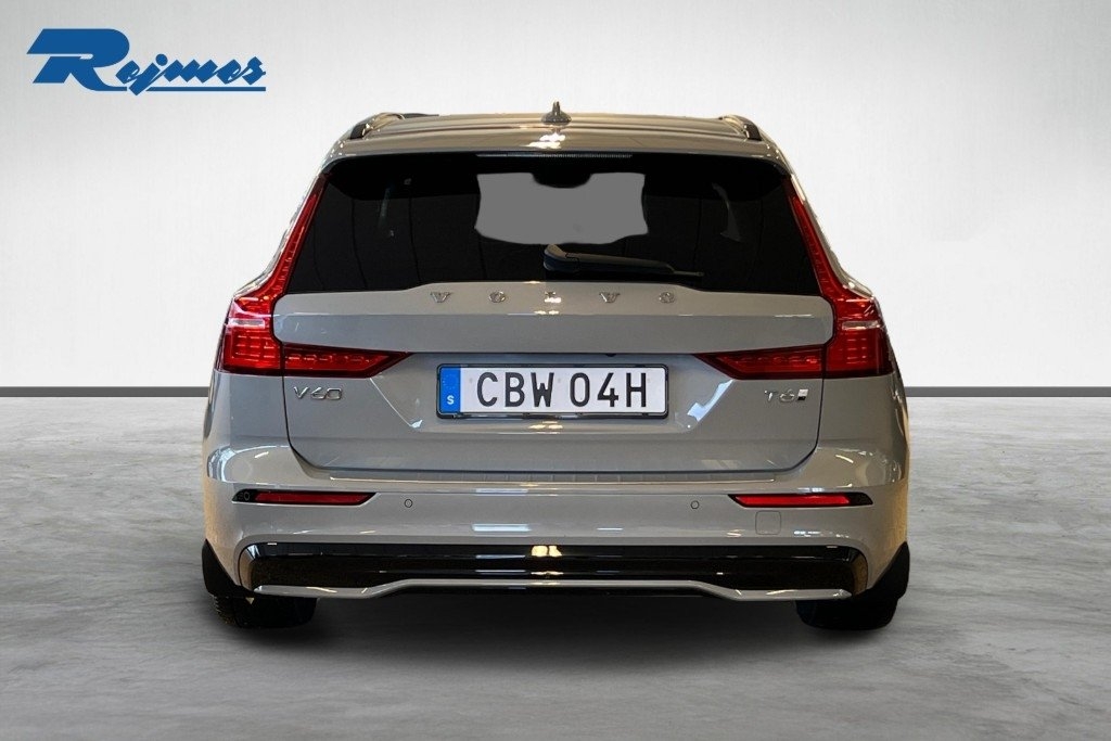 Volvo V60 Plus Dark Nordic 2025, bild 3/10
