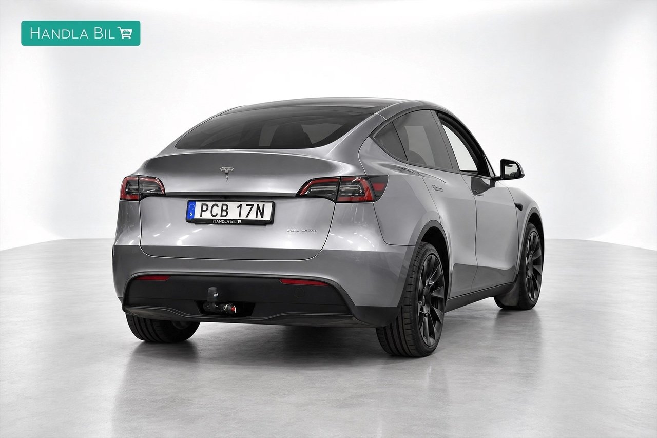 Tesla Model Y 2023, bild 5/10