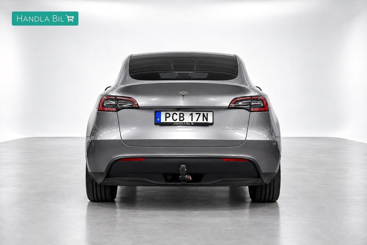 Tesla Model Y 2023, bild 6/10
