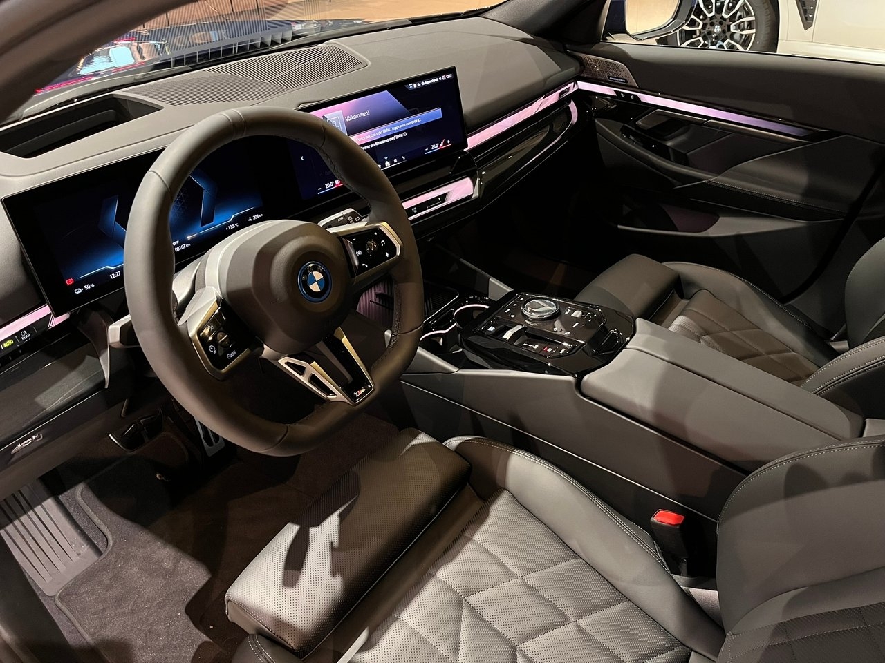 BMW i5 40 M Sport 2027, bild 7/10