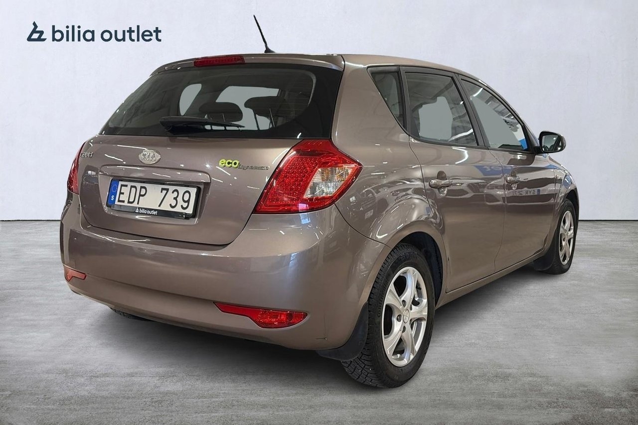 Kia Ceed 1.6 EX 2010, bild 6/10