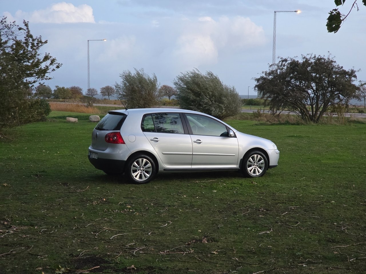 Volkswagen Golf 1.6 Trendline 2009, bild 7/10