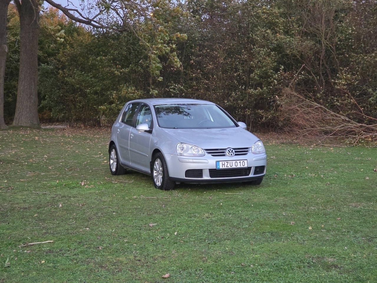 Volkswagen Golf 1.6 Trendline 2009, bild 3/10