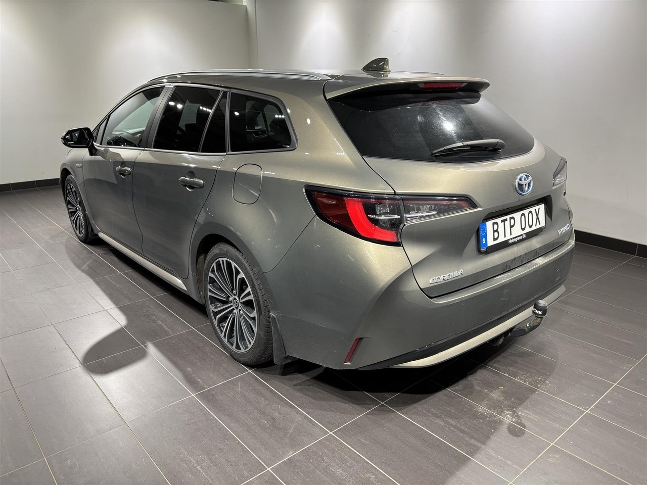 Toyota Corolla 1.8 Hybrid Style 2020, bild 2/2