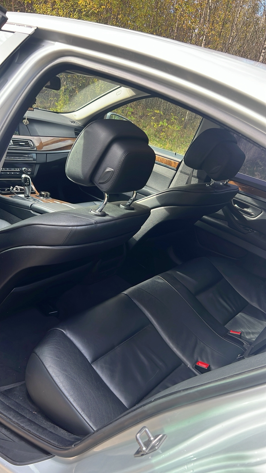 BMW 520d 2011, bild 6/7