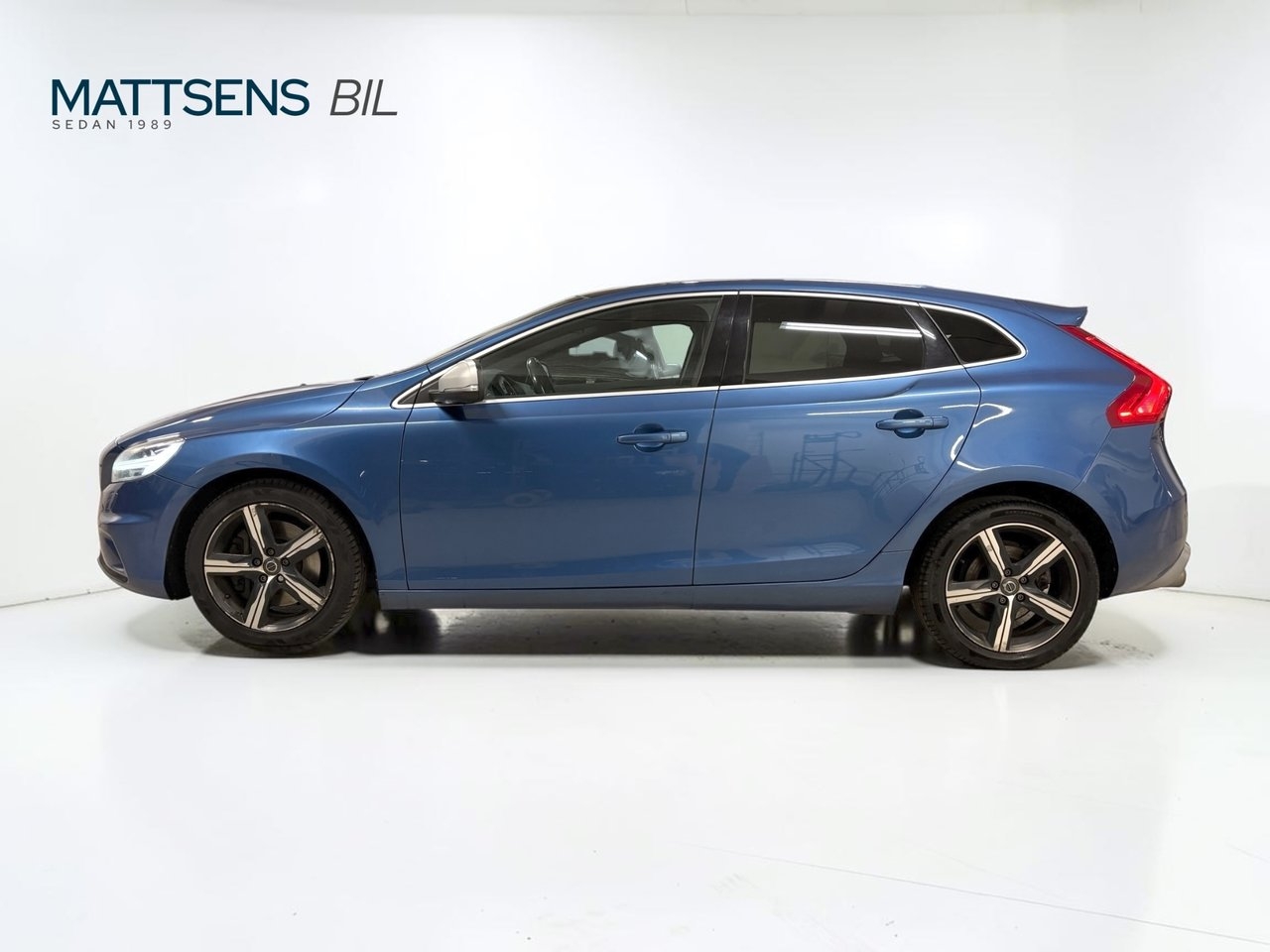 Volvo V40 D3 R Design 2017, bild 3/10