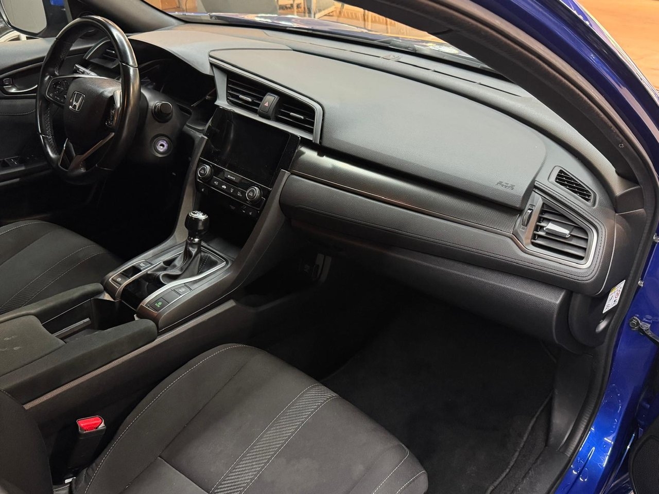 Honda Civic 1.0 Turbo Elegance 2017, bild 7/10