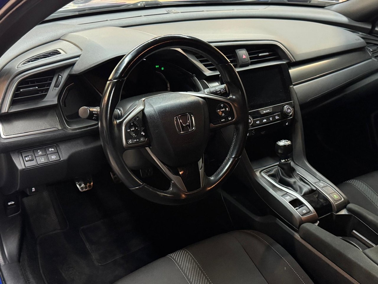 Honda Civic 1.0 Turbo Elegance 2017, bild 6/10