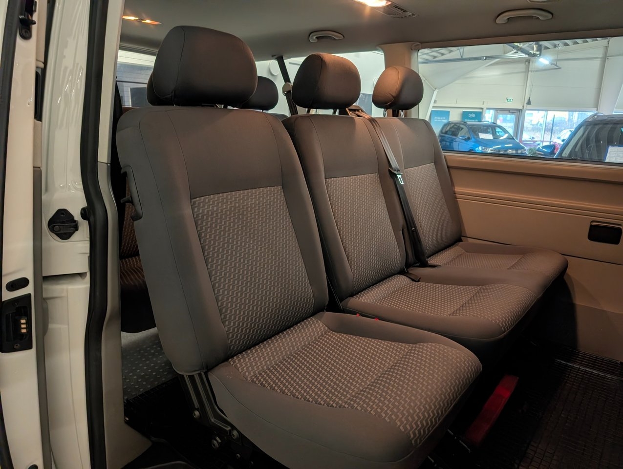 Volkswagen Caravelle 2.0 TDI Trendline 2013, bild 6/10