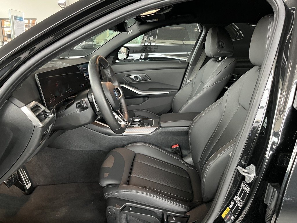 BMW 330 M Sport 2026, bild 5/10