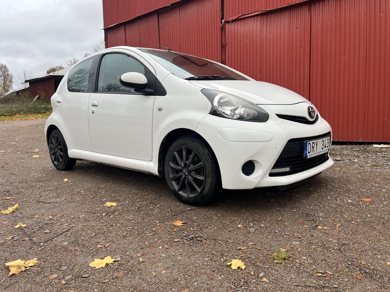 Toyota Aygo 1.0 2013, bild 2/5